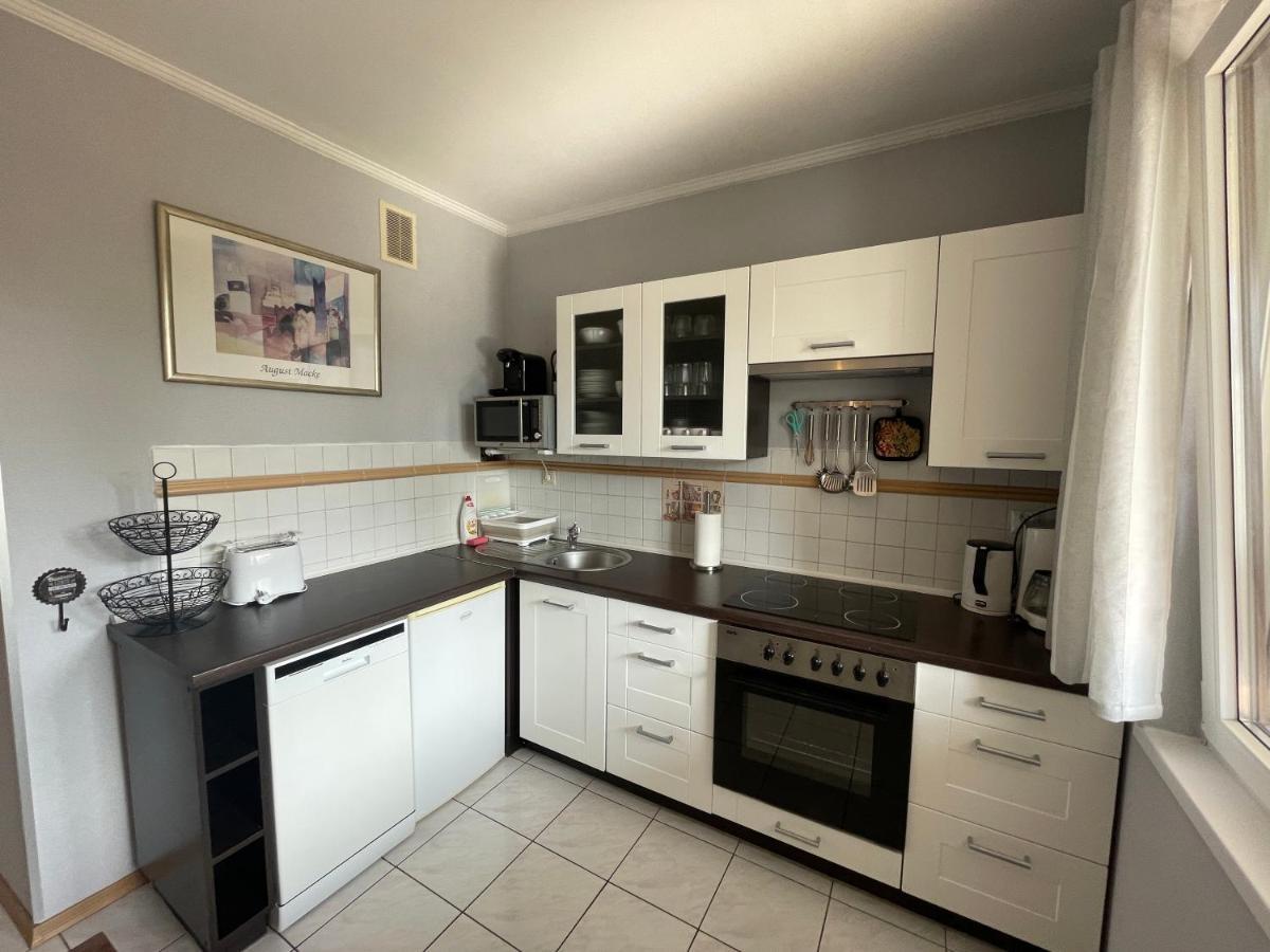 Wolin-Travel Apartament Dom Przy Parku เมียนซิดดรอแย ภายนอก รูปภาพ