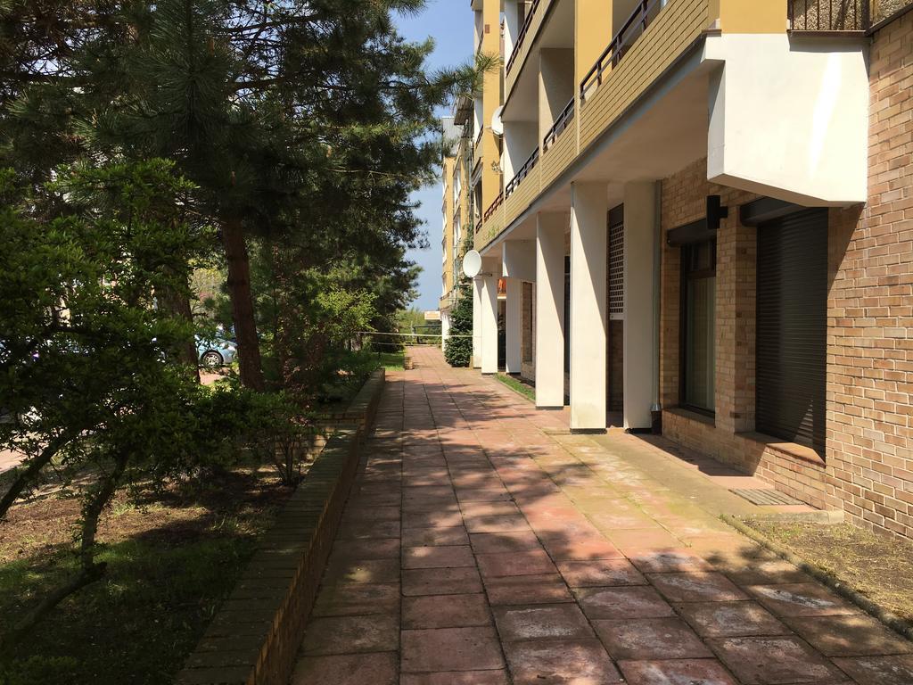 Wolin-Travel Apartament Dom Przy Parku เมียนซิดดรอแย ภายนอก รูปภาพ